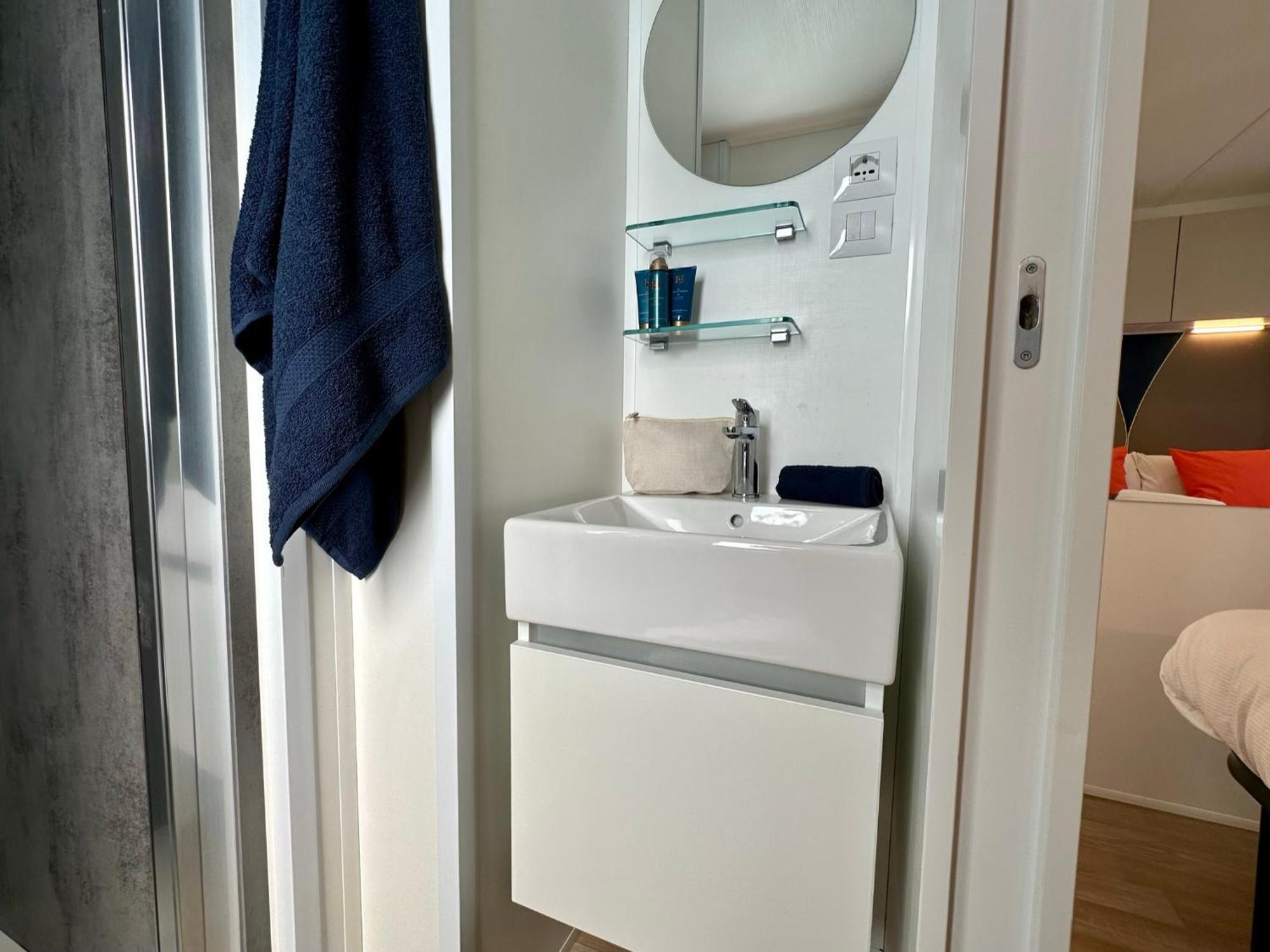 Estivo Premium Deluxe Mobile Homes On Camping Del Sole Village Iseo Dış mekan fotoğraf