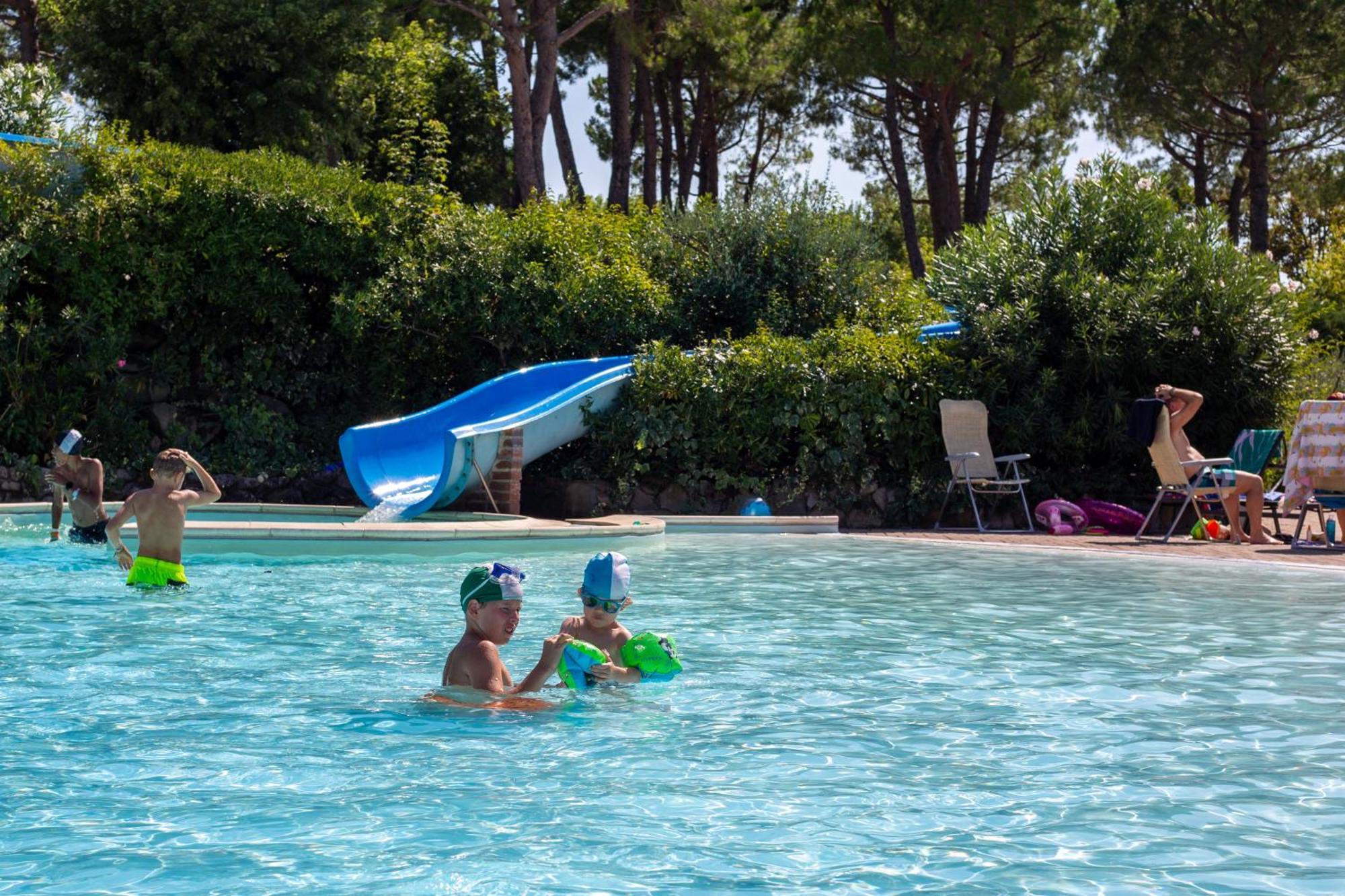 Estivo Premium Deluxe Mobile Homes On Camping Del Sole Village Iseo Dış mekan fotoğraf